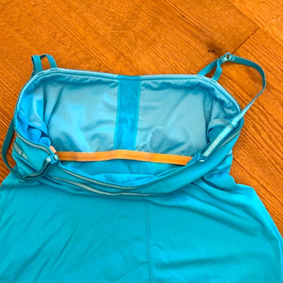 Lululemon tank - Picture 4 of 5